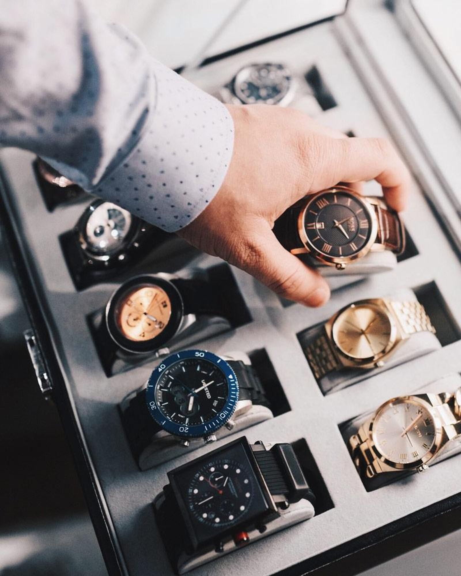 Galería con 100 imágenes desde Zip Galería con 100 imágenes desde Zip