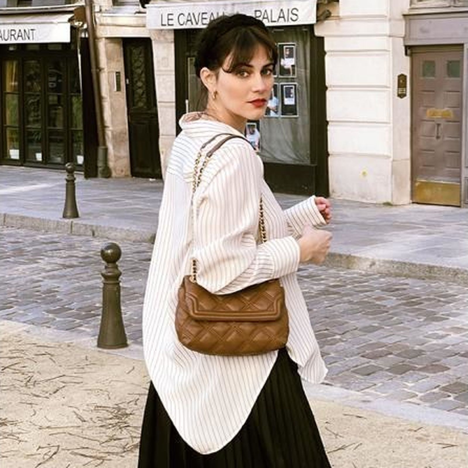 LILYSILK's Newly Launched SOS Shirt Passionately Embraced by Modern Women LILYSILK's Newly Launched SOS Shirt Passionately Embraced by Modern Women