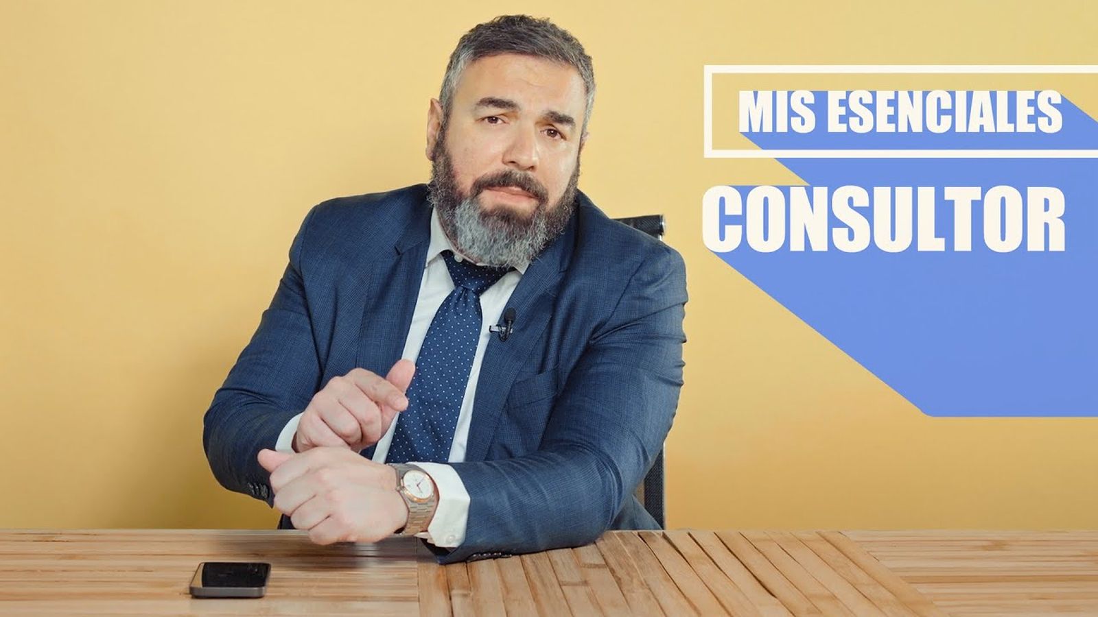 ESENCIALES: CONSULTOR