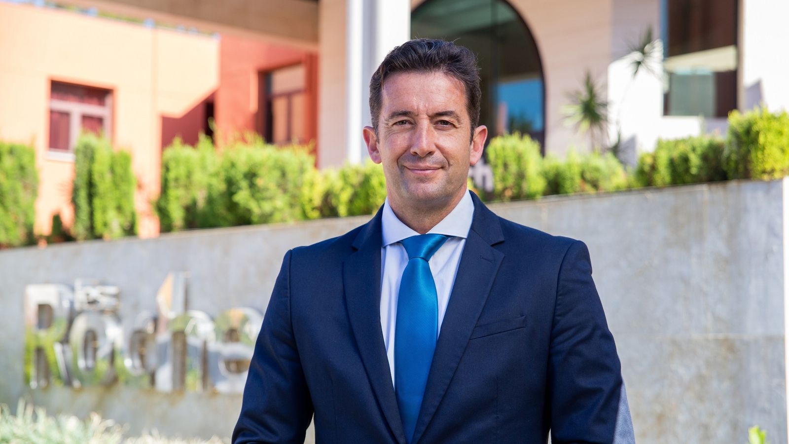 Carlos Diez de la Lastra - CEO Les Roches Marbella Carlos Diez de la Lastra - CEO Les Roches Marbella