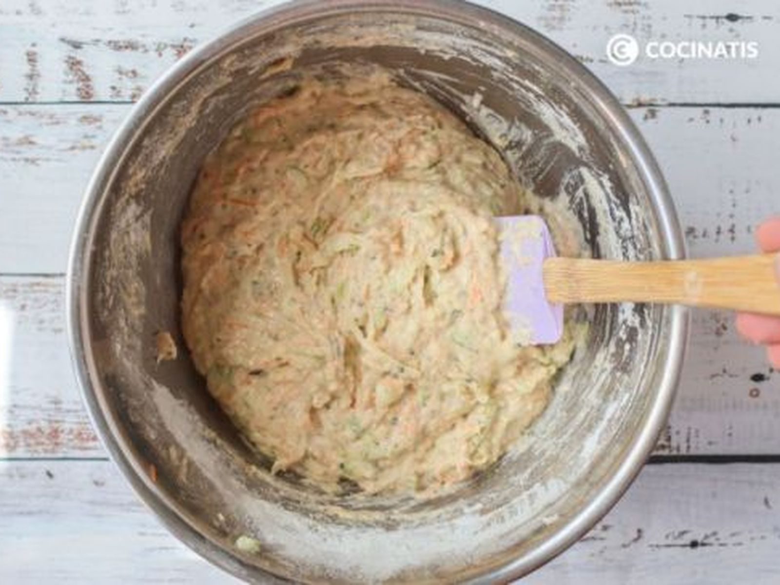 Mezclamos bien todos los ingredientes de la masa Mezclamos bien todos los ingredientes de la masa