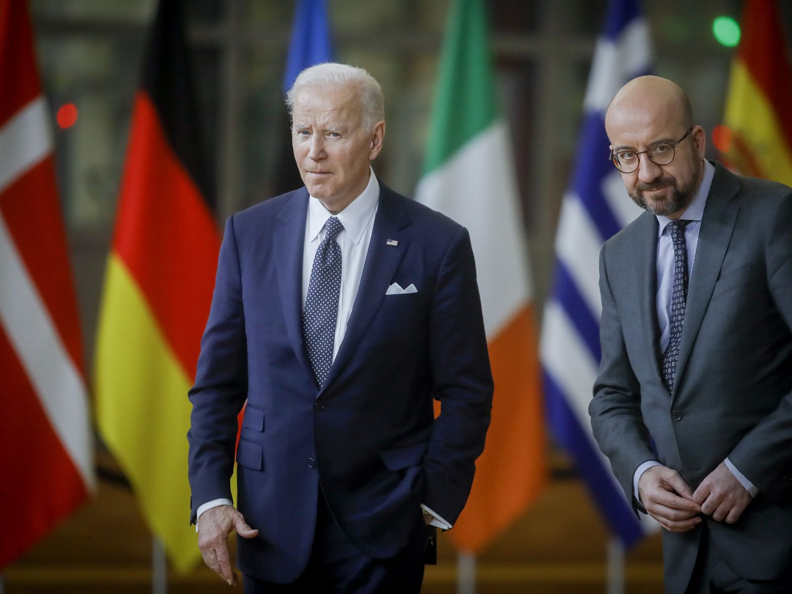 El presidente de EEUU, Joe Biden (i) y el presidente del Consejo Europeo, Charles Michel, en Bruselas. EFE/EPA/OLIVIER HOSLET El presidente de EEUU, Joe Biden (i) y el presidente del Consejo Europeo, Charles Michel, en Bruselas. EFE/EPA/OLIVIER HOSLET