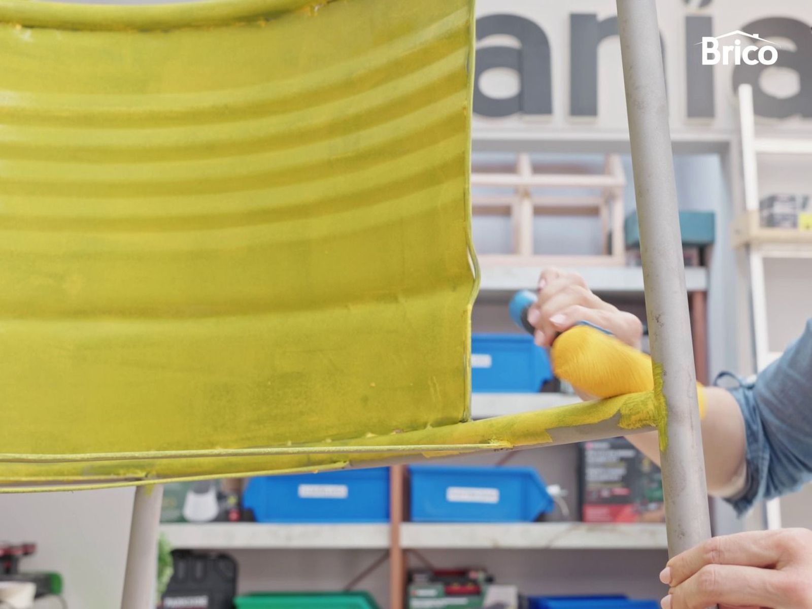 Aplicar una capa de pintura Aplicar una capa de pintura