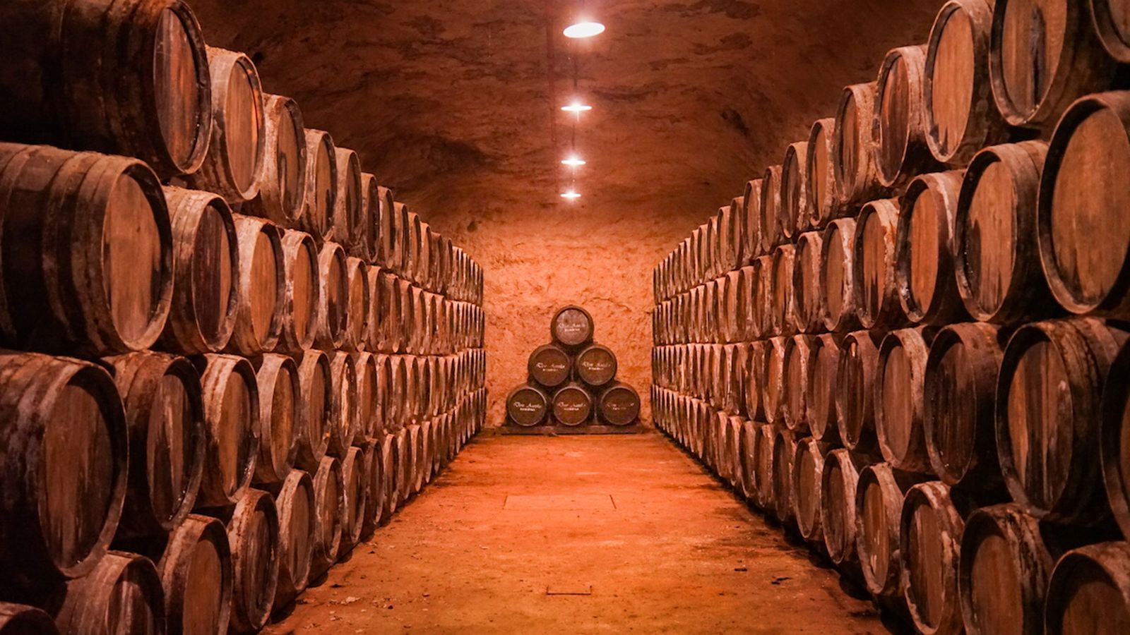 Imagen prueba recortes bodega Valdepeñas Imagen prueba recortes bodega Valdepeñas