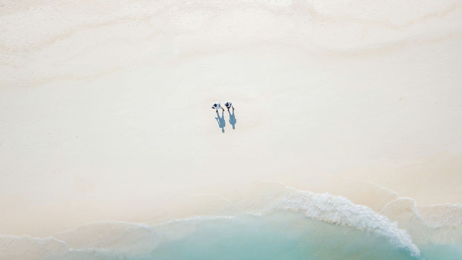 afrah-puUx-3kFVbg-unsplash