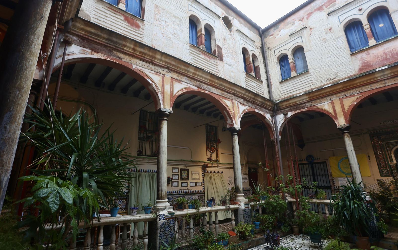 Fotogalería con más de 100 fotos Fotogalería con más de 100 fotos