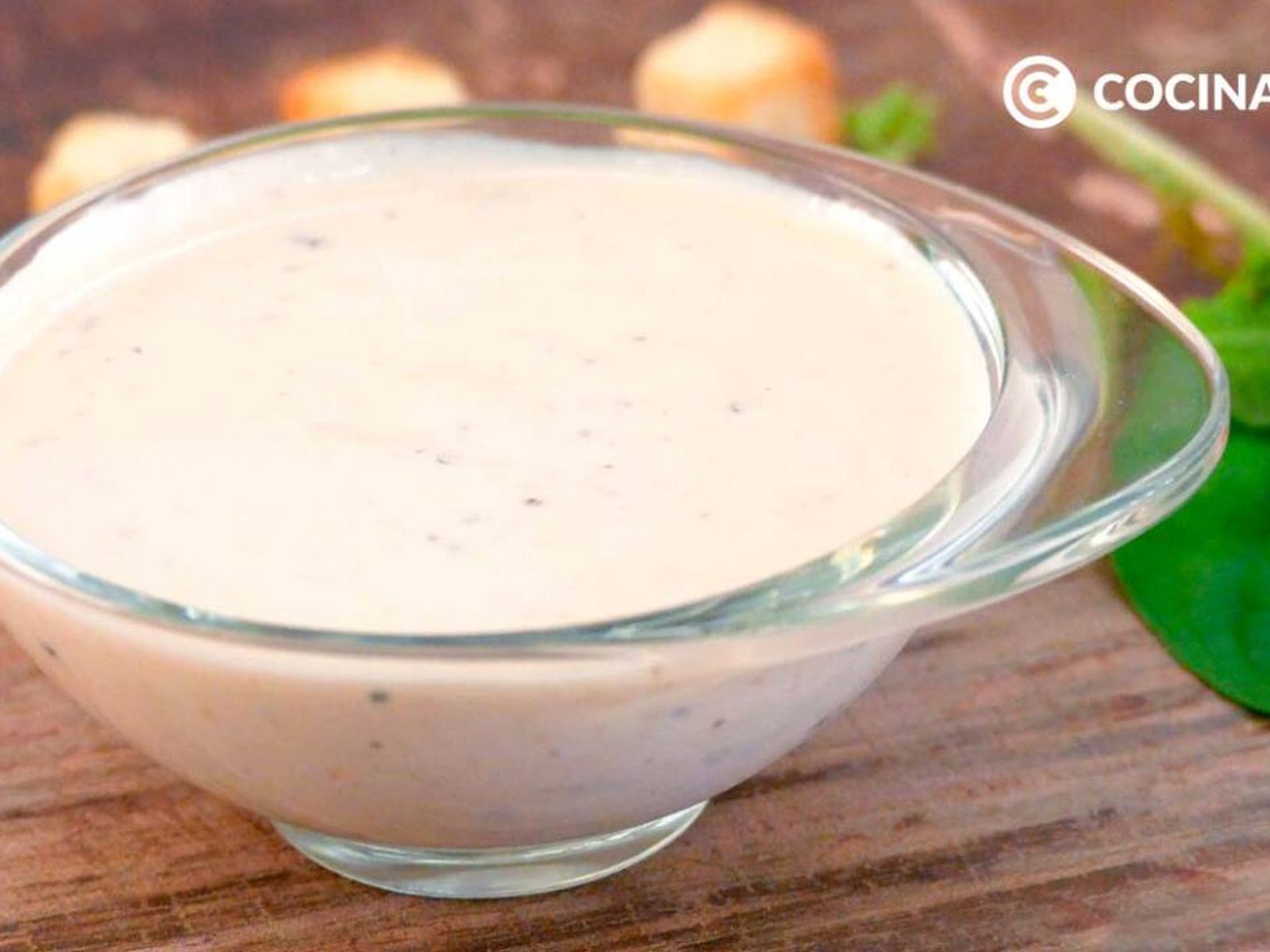 Cómo hacer salsa césar casera