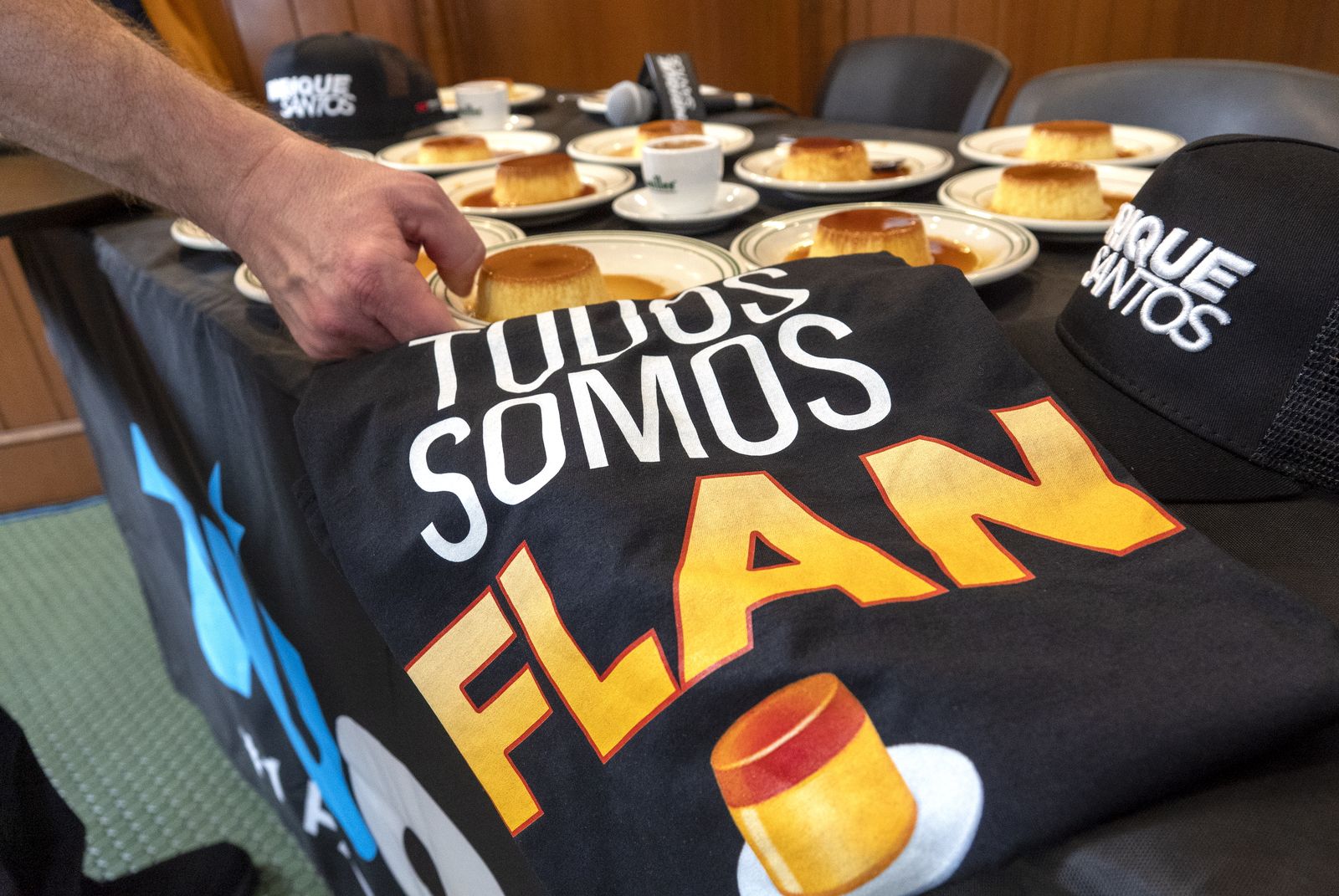El flan reclama su lugar de honor como postre oficial de Florida