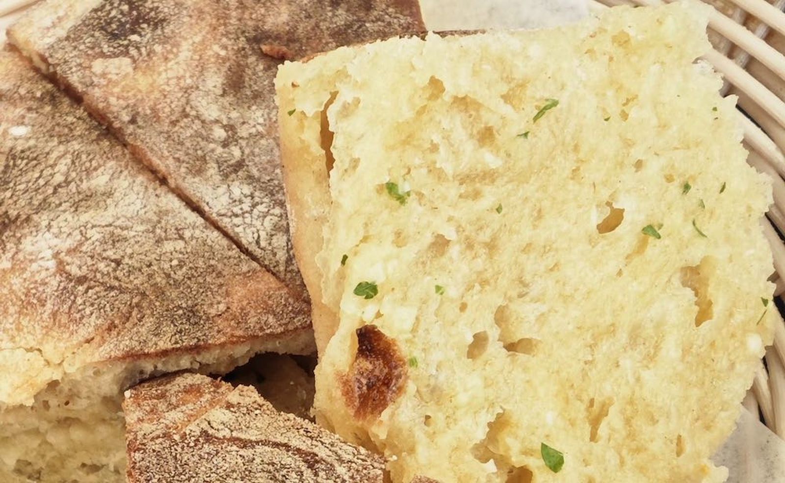 madeira-gastronomia-bolo-do-caco.jpeg madeira-gastronomia-bolo-do-caco.jpeg