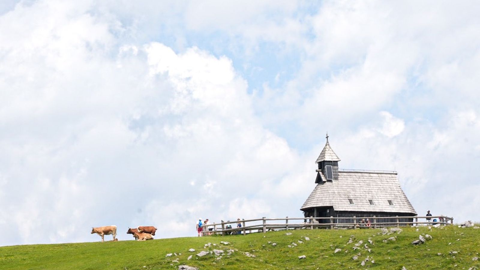 eslovenia velika planina capilla eslovenia velika planina capilla