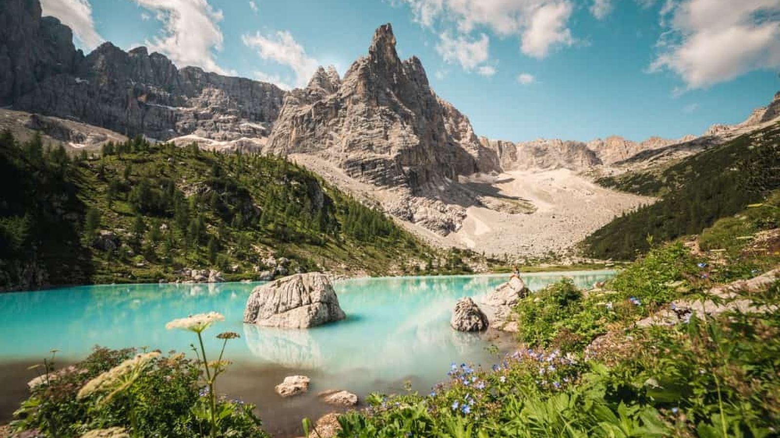 Imagen prueba recortes Dolomitas